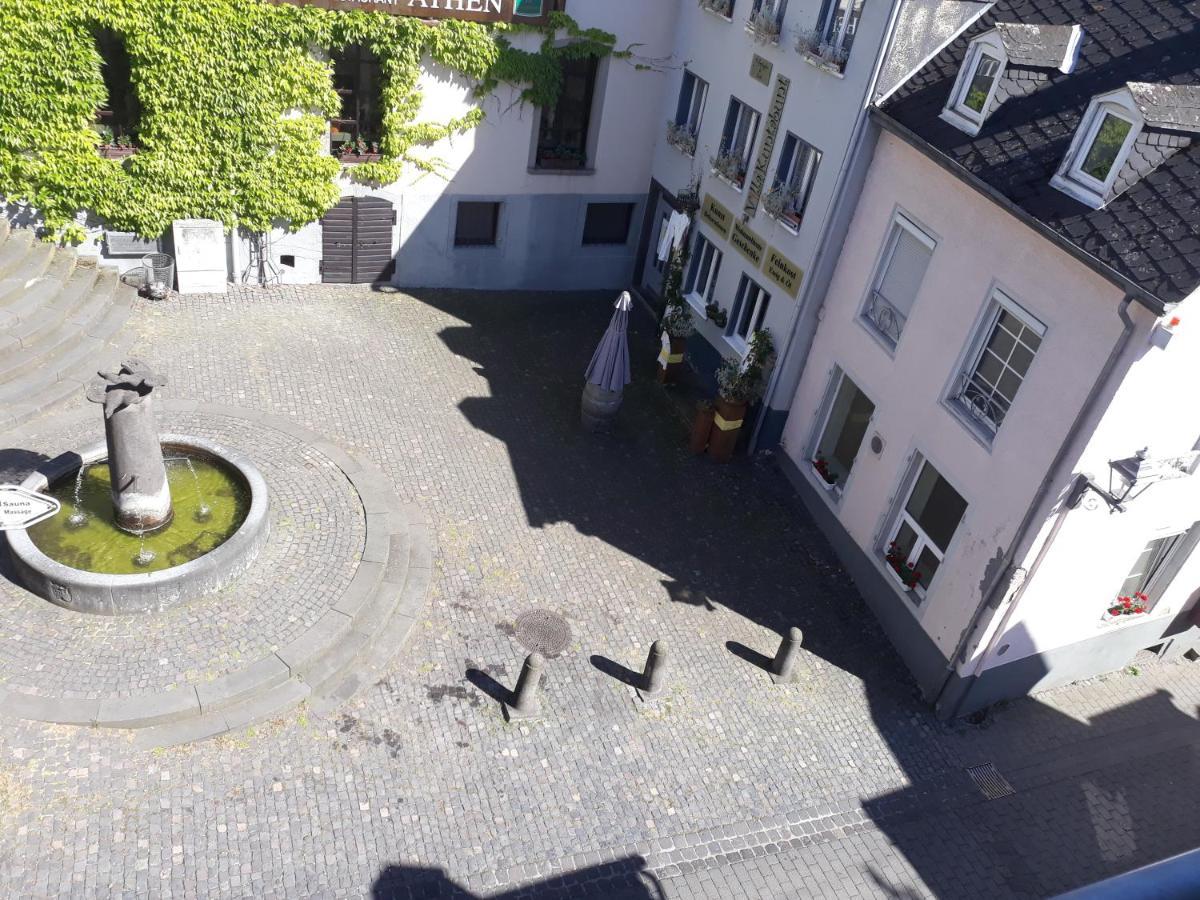 Rathausschenke Muenstermaifeld Hotel Exterior photo